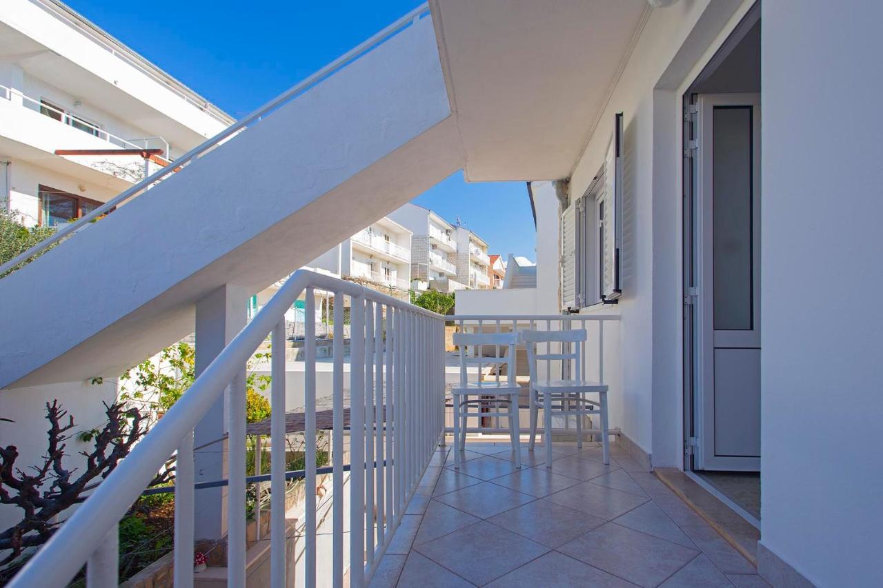 Apartments Dora Hvar Town Esterno foto